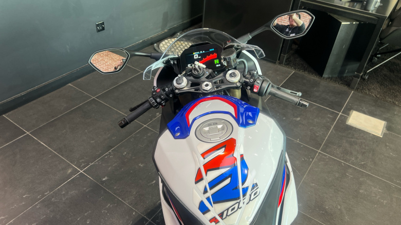 BMW S1000 RR M SPORT